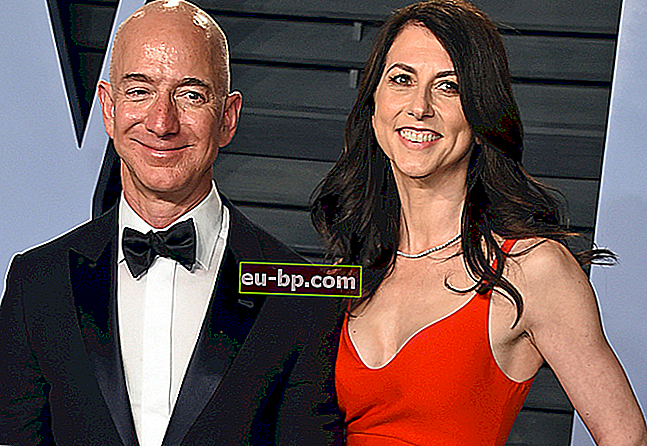 Jeff Bezos dan istrinya