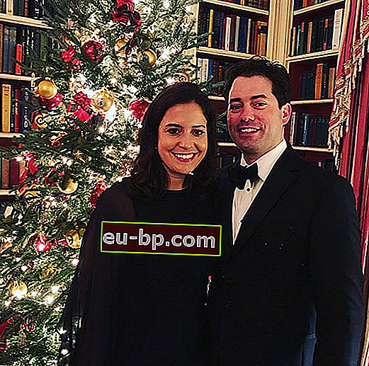 ホワイトハウスでのエリーゼステファニクのクリスマス